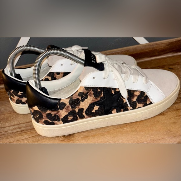 Steve Madden Leopard Sneakers - Picture 1 of 5